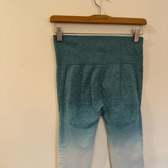 Gymshark Ombre Seamless Leggings size M Teal/Ice Blue - Picture 6 of 7